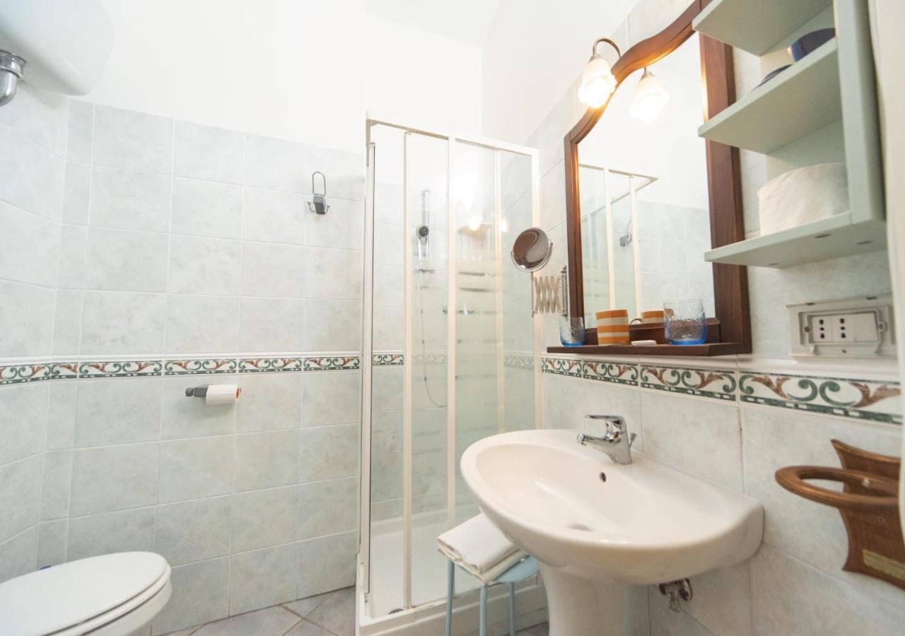 Il Sorgituro - Agriturismo Postiglione Eksteriør billede