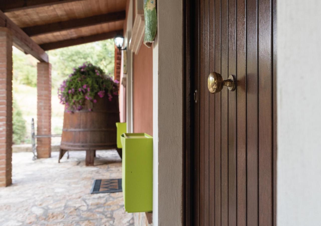 Il Sorgituro - Agriturismo Postiglione Eksteriør billede